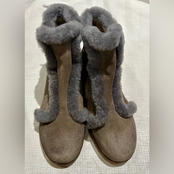 Antelope Gray Boots for Women for sale | eBay Antelope New Sz 9.5 10 41 Gray Women\'s Shearling Lined Suede Ankle Boots -